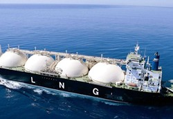 Η γεωπολιτική αβεβαιότητα δυσκολεύει τις επενδυτικές αποφάσεις για νέα FSRU