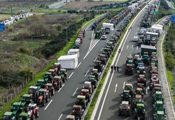 Επιδοτήσεις: Δόθηκαν 180 δισ. ευρώ σε 44 χρόνια, αλλά η γεωργία συρρικνώνεται