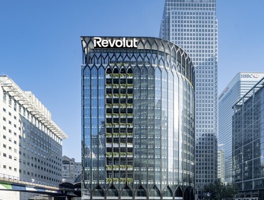 Κοντά στα 2 εκατομμύρια πελάτες διαθέτει η Revolut στην Ελλάδα