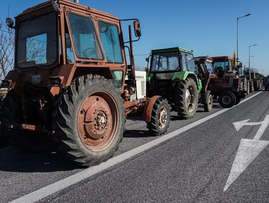 Παλαιά και ενεργοβόρα τα τρακτέρ των αγροτών