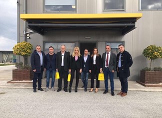 Σε θεσσαλική βιοτεχνία μαρμελάδας η Αραμπατζή