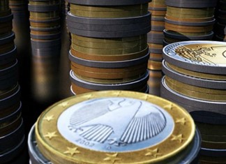 Νέο ρεκόρ άμεσων ξένων επενδύσεων το 2022