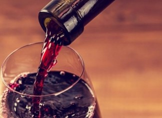 Ο Θεσσαλός Ντούγκος πρόεδρος των "μικροοινοποιών"