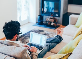 Οι καταναλωτές πληρώνουν ακριβά ένα αργό ίντερνετ