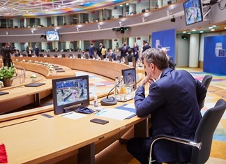 Ιστορική συμφωνία στις Βρυξέλλες με 70 δισ. για την Ελλάδα