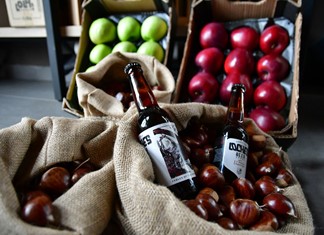 Loches το όνομα της μπύρας με κάστανο Μελιβοίας