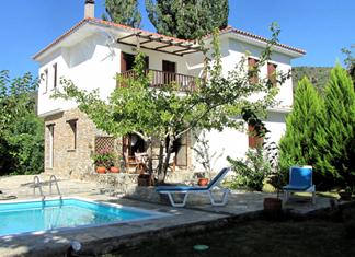 Έκρηξη κρατήσεων μέσω Airbnb για το Ελληνικό καλοκαίρι