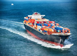 Σε άγρια «τρικυμία» μπήκε η μεταφορά εμπορευματοκιβωτίων