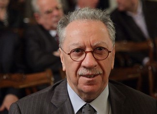 Δίωξη σε Σάλλα για την παραβίαση των capital controls 