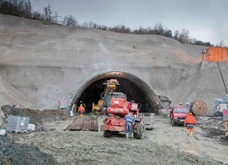 Το κόστος υλικών φέρνει ανατιμήσεις στα δημόσια έργα