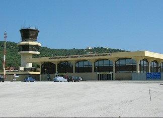 Μέτρα στήριξης για το αεροδρόμιο Σκιάθου και τα άλλα περιφερειακά