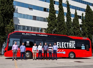 Στη Λάρισα το πρώτο αστικό υβριδικό λεωφορείο 