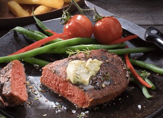 Κτηνοτρόφοι κατά φυτικού κρέατος: "Αυτό δεν είναι μπριζόλα"