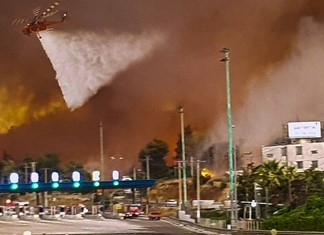 Σε πύρινη πολιορκία έξι περιφέρειες της χώρας