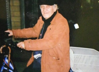 Είχε κάποτε 150 εργαζόμενους, πέθανε πουλώντας λαχεία