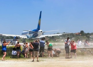Στο +18,4% το αεροδρόμιο της Σκιάθου τον Αύγουστο