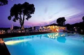 Σε πλειστηριασμό γνωστό ξενοδοχείο στη Σκιάθο