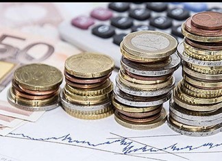 Γιατί οι τράπεζες… διώχνουν τις καταθέσεις!