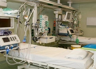 Γιάννης και Εύη Καντώνια: Δωρεά δύο κλινών ΜΕΘ στο Πανεπιστημιακό 