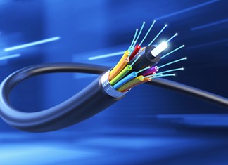 Σε κίνδυνο τα δίκτυα 5ης γενιάς λόγω έλλειψης οπτικών ινών