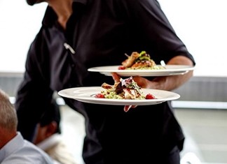 Σχέδιο για επιδότηση μισθού εργαζομένων