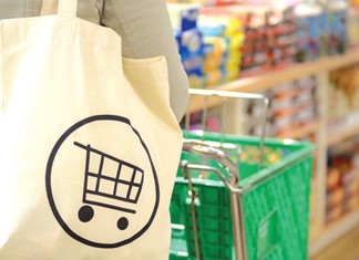 Μεγάλη μείωση στη χρήση της πλαστικής σακούλας