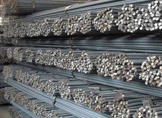 Κίνδυνος εμπορικού πολέμου μετά τους δασμούς Τραμπ