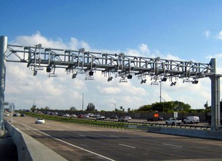 Σε "Άκτωρ - Ίντρακάτ" τα ηλεκτρονικά διόδια