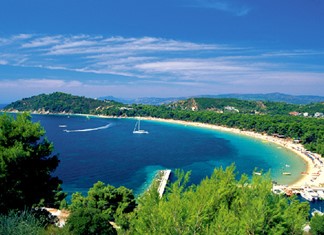 Περιμένουμε φέτος 32 εκατομμύρια τουρίστες