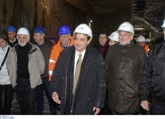 Θα χορτάσουμε εγκαίνια… 