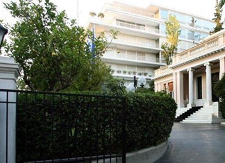 Τέλος η Αντωνοπούλου - καταργείται η σχετική διάταξη