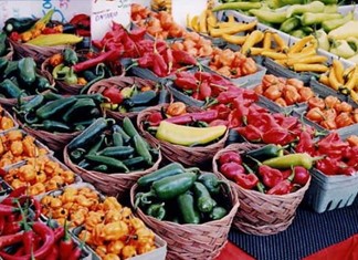 Πάγκοι τοπικών προϊόντων και στους αυτοκινητοδρόμους