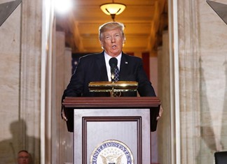 Οι ΗΠΑ μειώνουν την φορολογία των επιχειρήσεων από το 35% στο 15%  