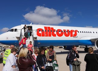 Οι Σποράδες στον κατάλογο του κολοσσού Alltours για το 2018