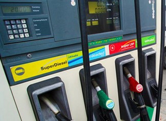 Tο πρώτο Αμερικανικό πετρέλαιο στα Ελληνικά βενζινάδικα φέρνουν τα ΕΛ.ΠΕ.