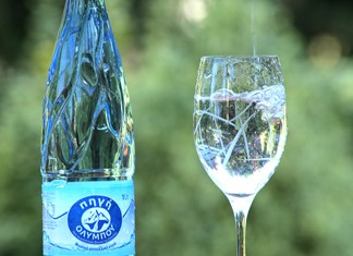 «ΠΗΓΗ ΟΛΥΜΠΟΥ»: Μια επιχείρηση που παράγει θεϊκό νερό