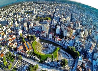 Έρευνα ING: Οι καύσωνες θα επηρεάσουν τις τιμές των ακινήτων σε Λάρισα - Βόλο