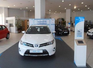 Η TOYOTA επιστέφει στα Τρίκαλα με αντιπροσωπεία