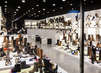 Το Περιφερειακό συμβούλιο “έθαψε” απόφαση του Εμπορικού Συλλόγου Λάρισας για το ωράριο