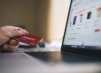 Πώς οι σειρές του Netflix επηρέασαν τους καταναλωτές