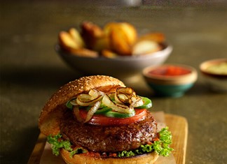 Επενδύει στα προψημένα κρέατα ο Κασίδης