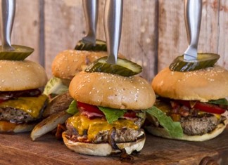 Έλληνας φτιάχνει το πρώτο «ρομποτικό» μπέργκερ (βίντεο)