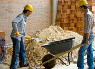 Νέα ξενοδοχεία και ανακαινίσεις αύξησαν την οικοδομική δραστηριότητα