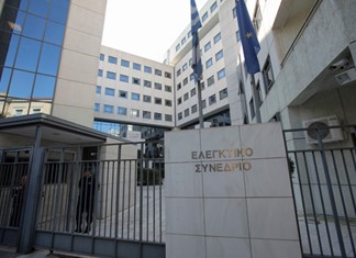 Δαπάνες από Δήμους και δημόσιο χωρίς έλεγχο του Επιτρόπου