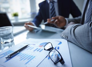 Μειώνονται οι ανώνυμες, αυξάνονται αλματωδώς οι ΙΚΕ