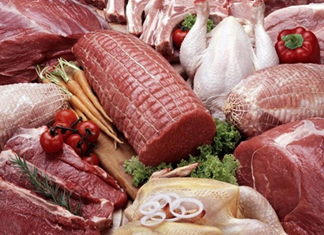 Επτά στους δέκα ψωνίζουν από το κρεοπωλείο