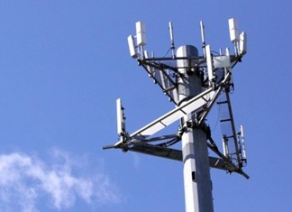 Από το ακουστικό στο smartphone: Η κυριαρχία της κινητής τηλεφωνίας