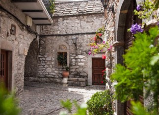 Έπεσαν οι υπογραφές για τα νέα προγράμματα Leader