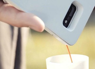 Οι Ιταλοί δημιούργησαν θήκη κινητού που φτιάχνει espresso! (Βίντεο)