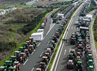 Επιδοτήσεις: Δόθηκαν 180 δισ. ευρώ σε 44 χρόνια, αλλά η γεωργία συρρικνώνεται